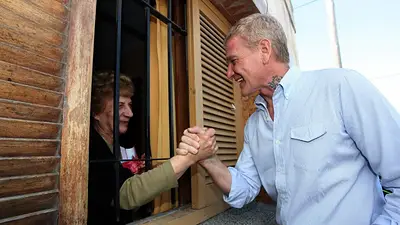 De Narváez asegura que las elecciones "se definen entre el FPV y el Frente Renovador" De Narváez asegura que las elecciones "se definen entre el FPV y el Frente Renovador"
