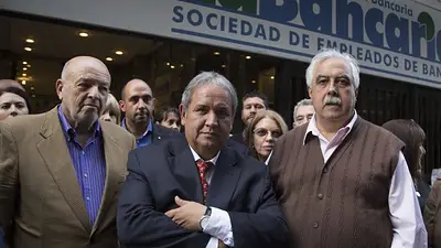 Los bancarios no acatan la conciliación obligatoria y van al paro Los bancarios no acatan la conciliación obligatoria y van al paro