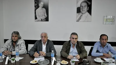 Gremios del transporte realizarán un nuevo paro de 24 horas en junio Gremios del transporte realizarán un nuevo paro de 24 horas en junio