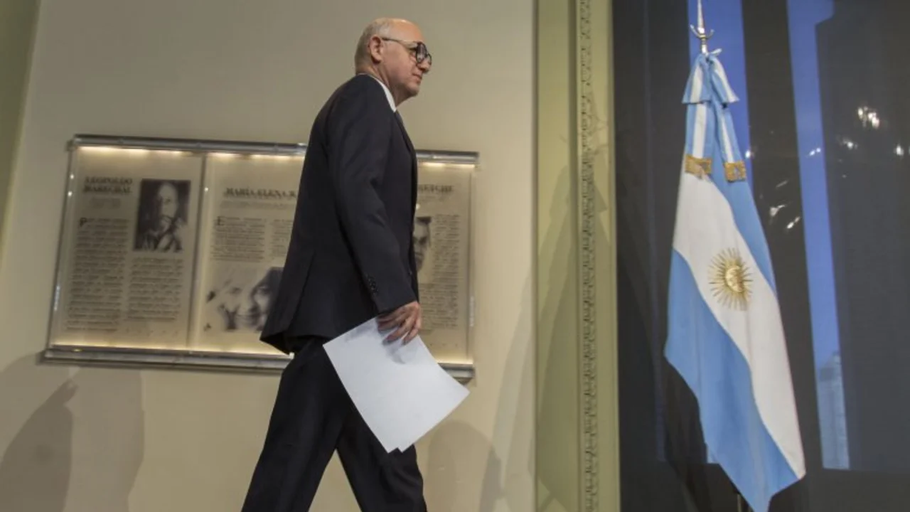 El Gobierno cuestionó a Obama por designar a "lobbista" de fondos buitre en directorio de ONG