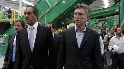 Los mercados prefieren a Macri, pero creen que Scioli igual cambiaría el "modelo" Los mercados prefieren a Macri, pero creen que Scioli igual cambiaría el "modelo"