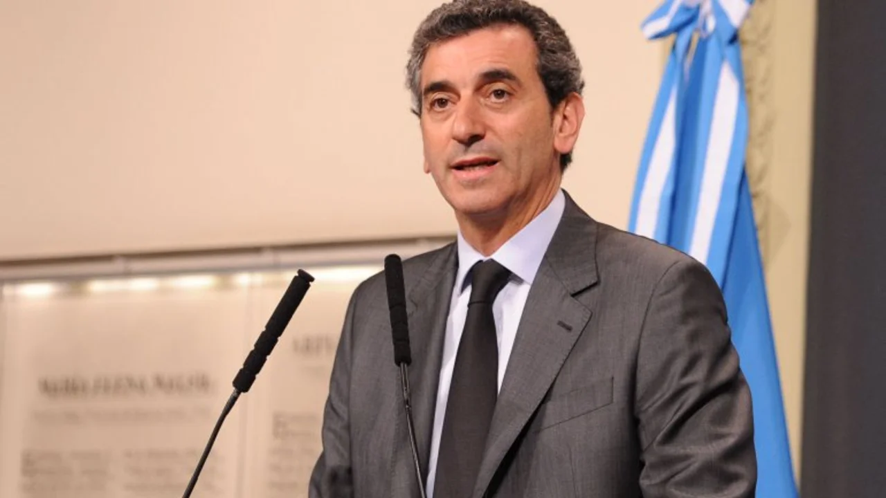 Randazzo: "Vamos camino a suspender el fútbol argentino"