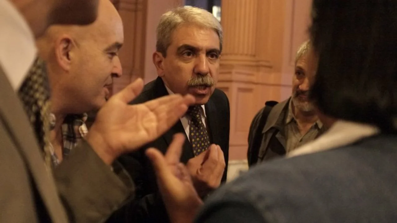 El Gobierno descartó la posibilidad de intervenir la AFA