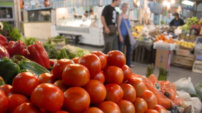 Se redujo en noviembre la brecha de precios entre productor y góndola
