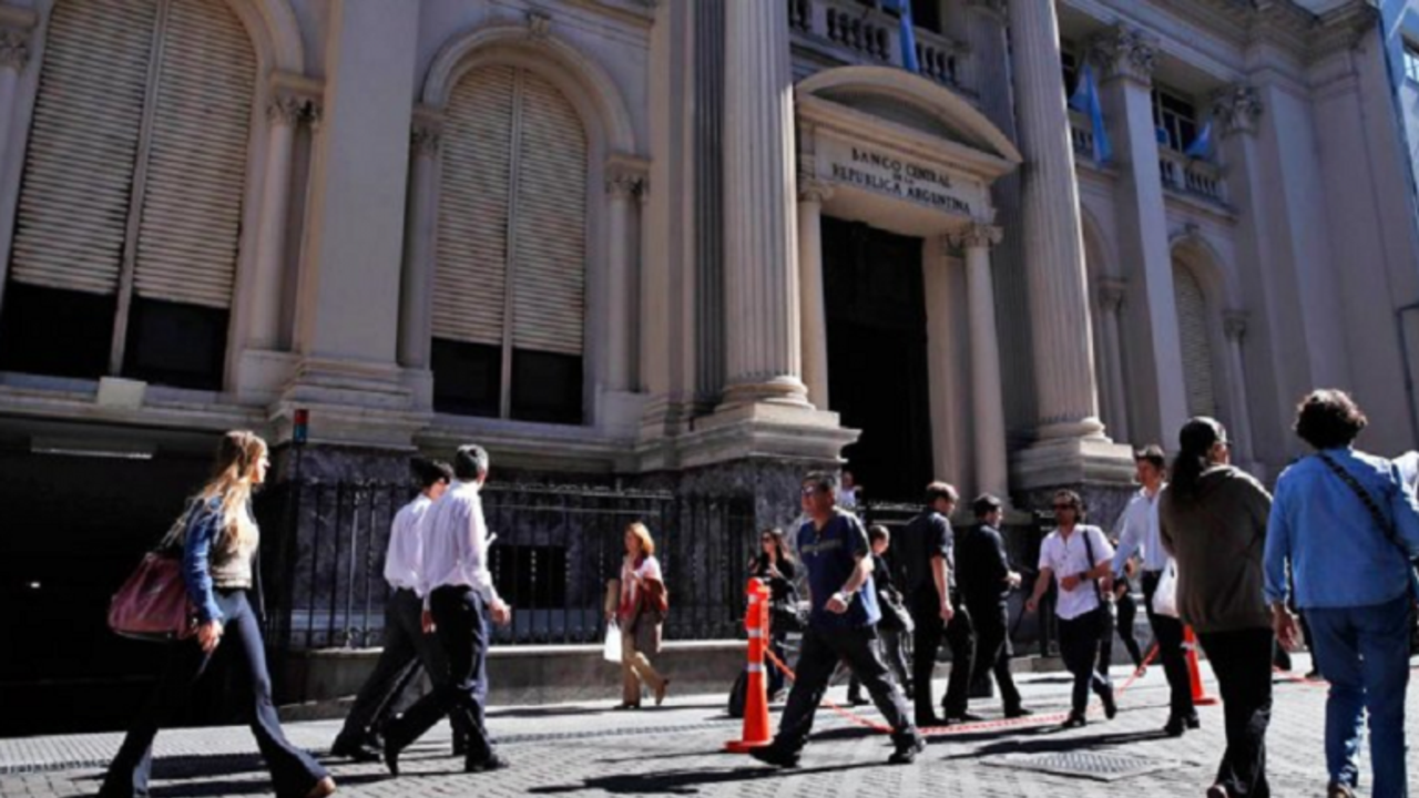 Comenzó el paro bancario y advierten que faltará dinero