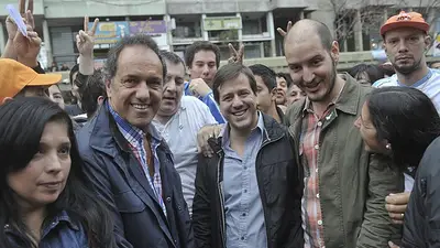 Scioli elogió a Recalde y dijo que "expresa la búsqueda de la igualdad" en la Ciudad Scioli elogió a Recalde y dijo que "expresa la búsqueda de la igualdad" en la Ciudad