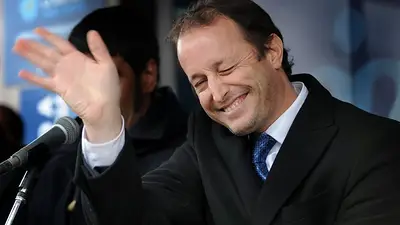 Elecciones bonaerenses 2015: se baja Insaurralde y Espinoza por ahora resiste Elecciones bonaerenses 2015: se baja Insaurralde y Espinoza por ahora resiste