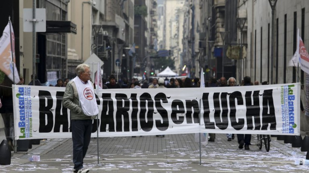 Paritarias 2015: Bancarios intentarán cerrar esta tarde la paritaria