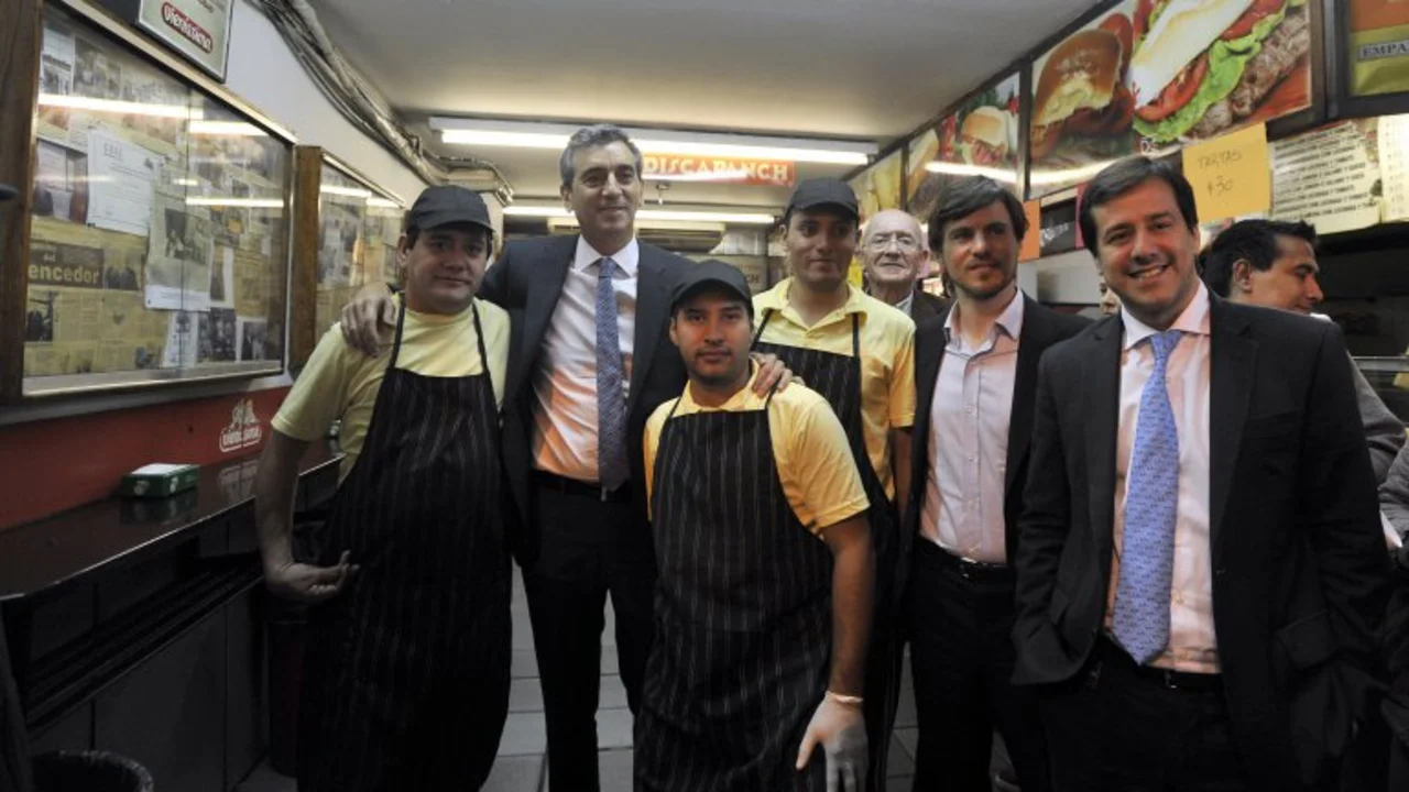 Randazzo y Recalde anunciaron la incorporación de Precios Cuidados en las estaciones de tren
