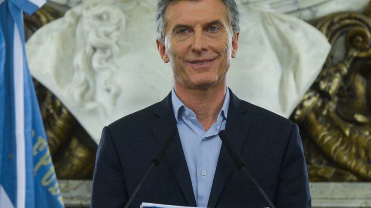 Macri justificó despidos y desafió a quienes promueven la ley para prohibirlos