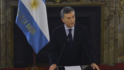 Paros, aumentos y despidos: para Macri, "vamos muy bien" Paros, aumentos y despidos: para Macri, "vamos muy bien"