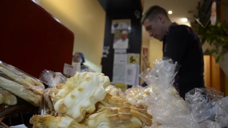 A lo Moreno: panaderos firman acuerdo para ofrecer pan a 26 pesos el kilo