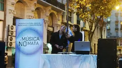 Insólita protesta para que vuelva las fiestas electrónicas Insólita protesta para que vuelva las fiestas electrónicas