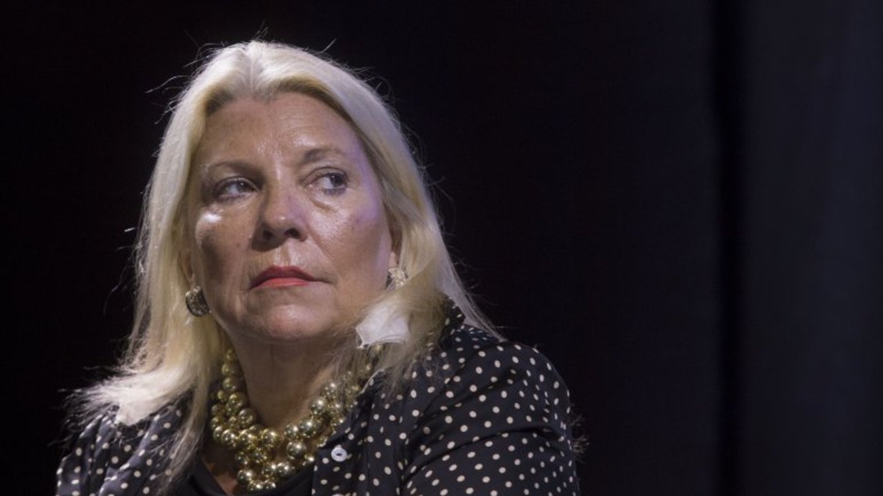 Furioso contraataque de Elisa Carrió tras los dichos de Lorenzetti