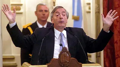 El atril que usaron Néstor y Cristina Kirchner arrumbado en Casa Rosada El atril que usaron Néstor y Cristina Kirchner arrumbado en Casa Rosada