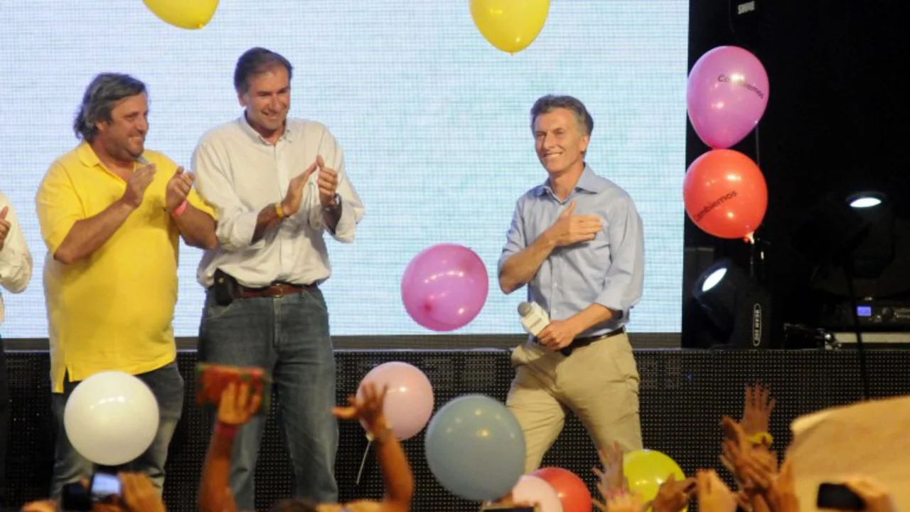 Imperdible: crean un "Show del Chiste" de Mauricio Macri y es furor