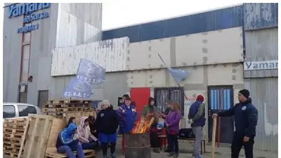 Cerró una empresa textil en Tierra del Fuego y echó a todos sus trabajadores Cerró una empresa textil en Tierra del Fuego y echó a todos sus trabajadores