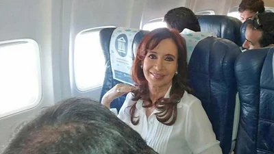 El diálogo entre Cristina y un empresario en pleno vuelo: "Cayeron las ventas" El diálogo entre Cristina y un empresario en pleno vuelo: "Cayeron las ventas"