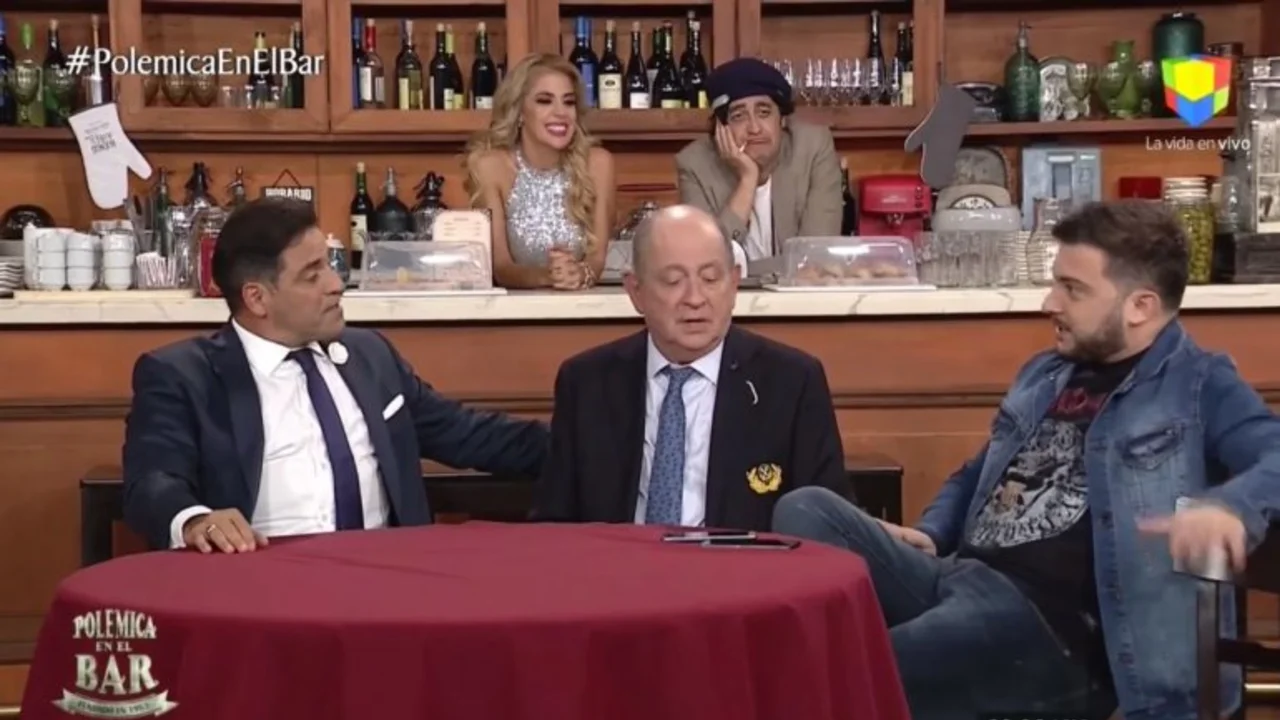 Brancatelli arrancó en Polémica en el Bar y afiló sus críticas a Mauricio Macri