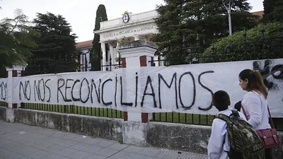 Rebelión judicial: un tribunal en San Juan declaró inconstitucional el 2x1 a represores Rebelión judicial: un tribunal en San Juan declaró inconstitucional el 2x1 a represores