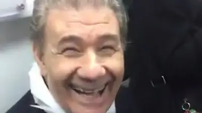 La ovación a Víctor Hugo Morales en el subte tras la convocatoria contra el 2x1 La ovación a Víctor Hugo Morales en el subte tras la convocatoria contra el 2x1