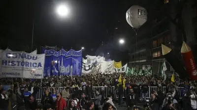 La grave situación de los docentes universitarios: llevan 22 días de paro La grave situación de los docentes universitarios: llevan 22 días de paro