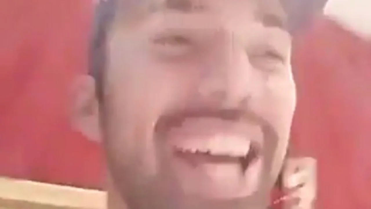 El Cadete bromeó con el tuit de Aguad sobre el día del Internet