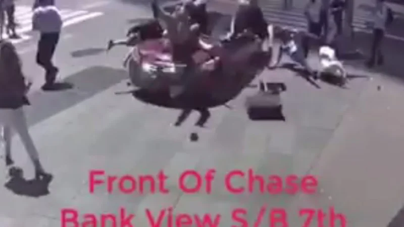 Impactantes imágenes del choque en Times Square