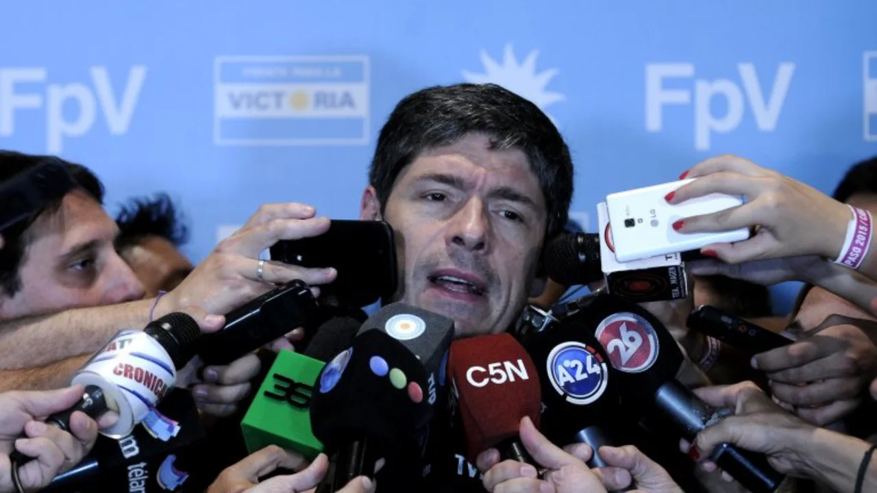 Abal Medina insiste que la candidatura de Cristina es "hacerle juego al Gobierno"