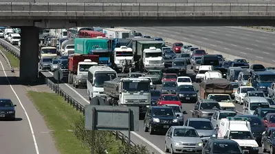 Después de aumentar peajes, el grupo Macri vendió sus acciones en la Panamericana por $550 millones Después de aumentar peajes, el grupo Macri vendió sus acciones en la Panamericana por $550 millones