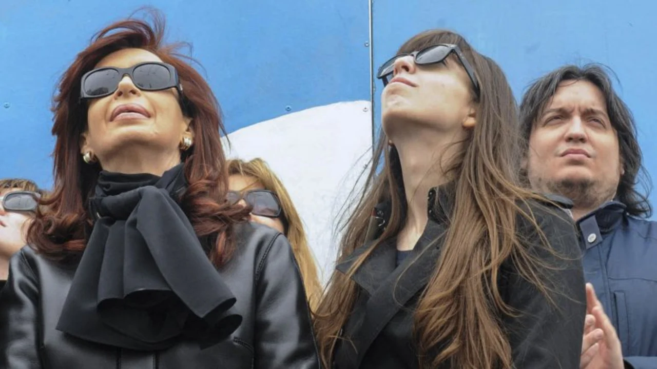 Pidieron la indagatoria de Cristina y sus hijos por la causa Hotesur