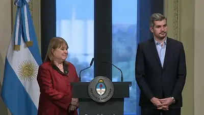 La tensa reacción de Marcos Peña cuando le preguntaron por las denuncias contra el nuevo canciller La tensa reacción de Marcos Peña cuando le preguntaron por las denuncias contra el nuevo canciller