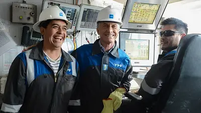 Escueto mensaje de Macri a los trabajadores: "Gracias por mover el país" Escueto mensaje de Macri a los trabajadores: "Gracias por mover el país"