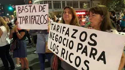 La sorprendente presencia de Zulma Lobato en la marcha contra el tarifazo de la CGT La sorprendente presencia de Zulma Lobato en la marcha contra el tarifazo de la CGT