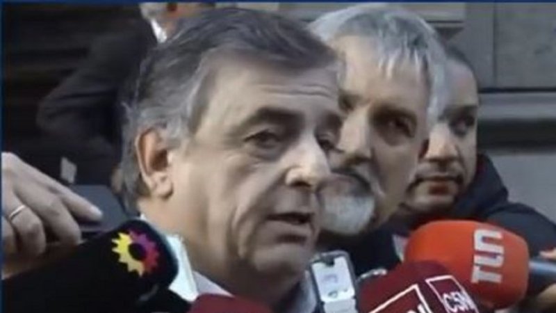 Mario Negri: "No tenemos un problema de acné ideológico por discutir con el fondo"