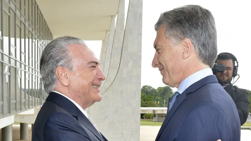Temer apoyó la decisión de Macri de negociar con el FMI