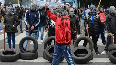 El Gobierno impulsa un proyecto para encarcelar piqueteros El Gobierno impulsa un proyecto para encarcelar piqueteros