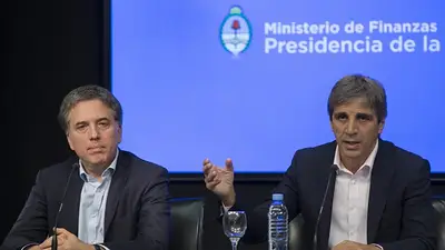 Para frenar al dólar, el Gobierno se endeudó por $ 73.200 millones Para frenar al dólar, el Gobierno se endeudó por $ 73.200 millones