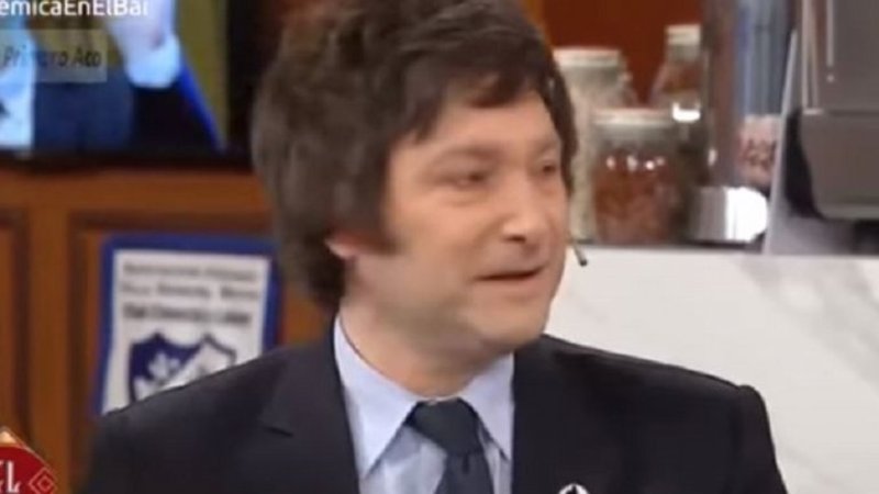 Javier Milei denunció que un diputado pidió su renuncia por criticar al Gobierno