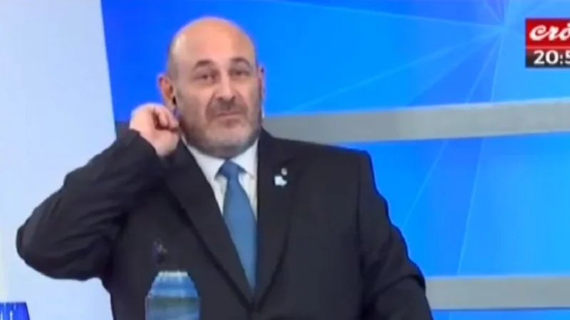Santiago Cúneo deja Crónica TV