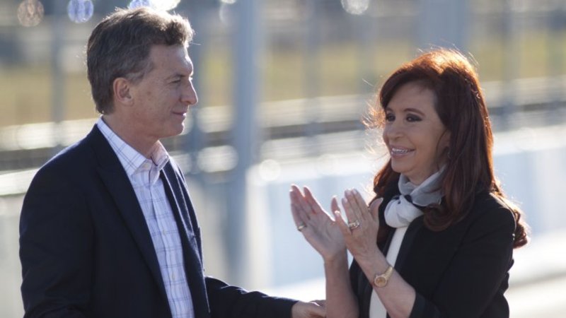 Según Synopsis, Cristina es la única que sube con la caída de Macri en las encuestas