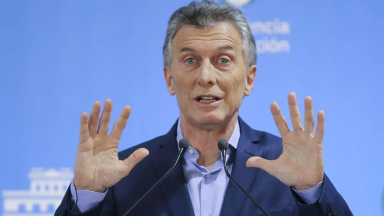 La fuga de capitales en abril fue de más de U$S 2.000 millones