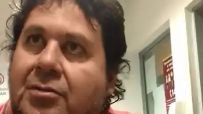 El conmovedor mensaje de Néstor Segovia desde la comisaría El conmovedor mensaje de Néstor Segovia desde la comisaría
