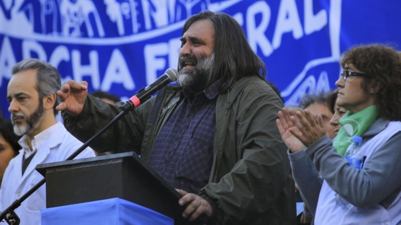 Marcha Federal Docente: Baradel pidió una "paritaria con salarios dignos"
