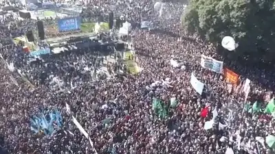 La marcha contra el Gobierno por el acuerdo con el FMI, desde el drone de El Destape La marcha contra el Gobierno por el acuerdo con el FMI, desde el drone de El Destape