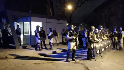 La Prefectura atacó a dos periodistas de La Garganta Poderosa La Prefectura atacó a dos periodistas de La Garganta Poderosa