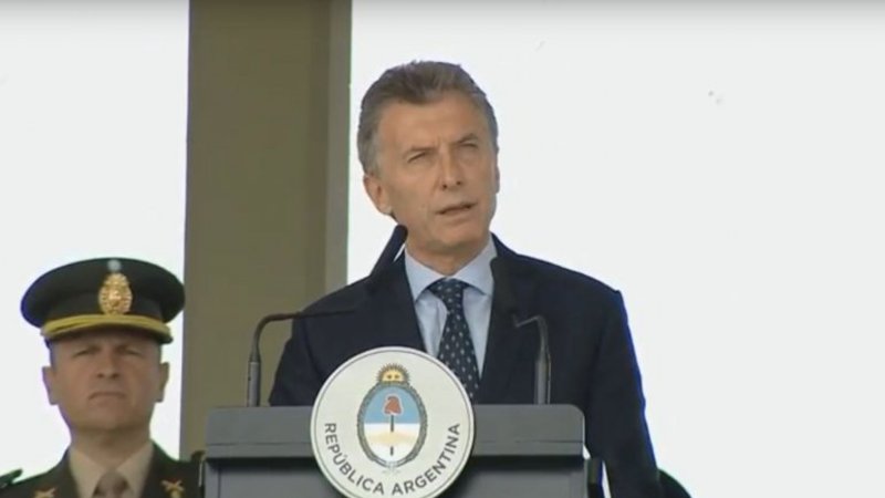Alerta: Macri pide "apoyo logístico" de las FF.AA. en tareas de seguridad