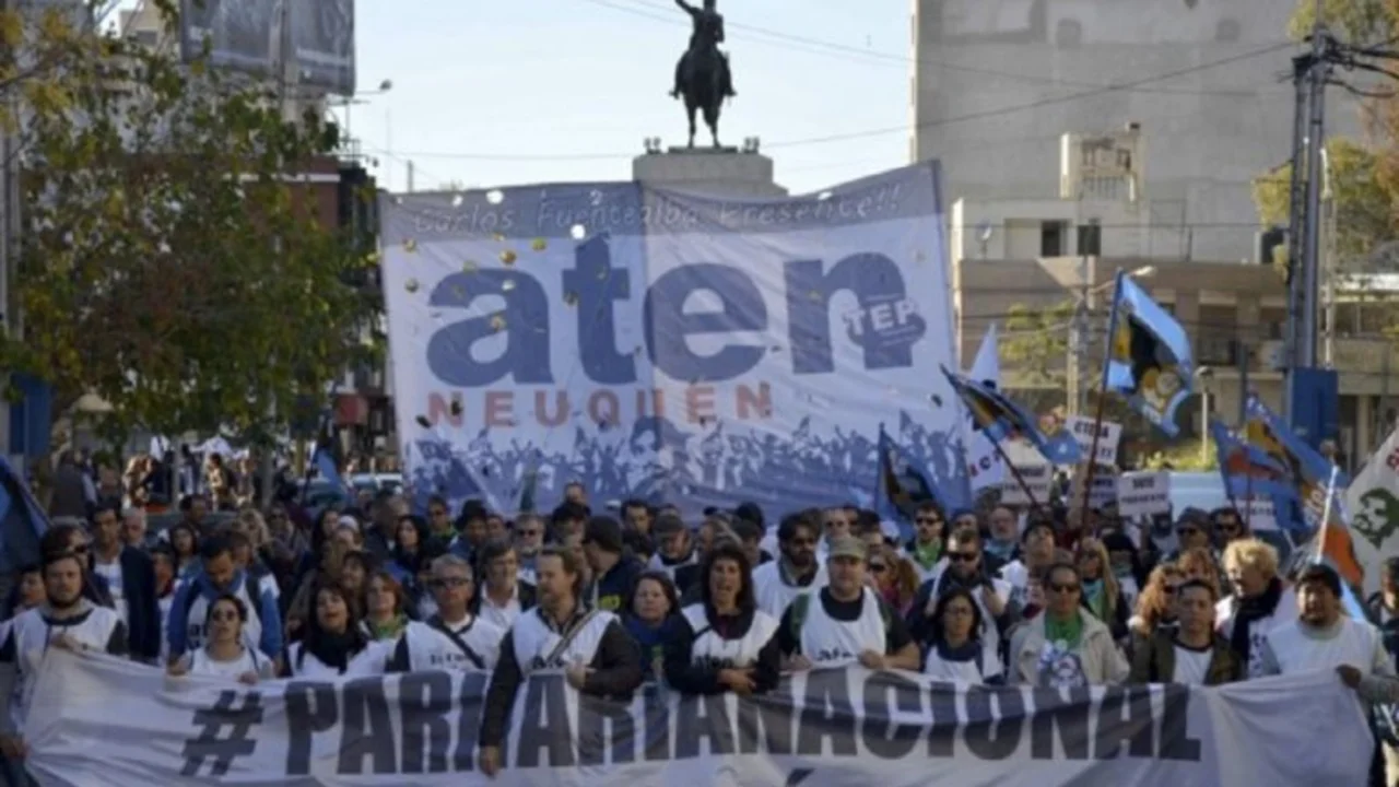 Los docentes neuquinos tendrá un aumento salarial cercano al 25 %
