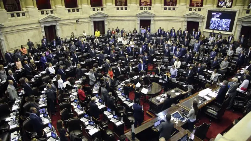 Un senador clave del PJ confirmó que no va a votar el proyecto de tarifas