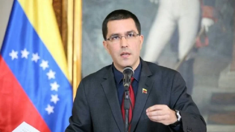 Canciller de Venezuela, Jorge Arreaza: "El diálogo es la única opción"